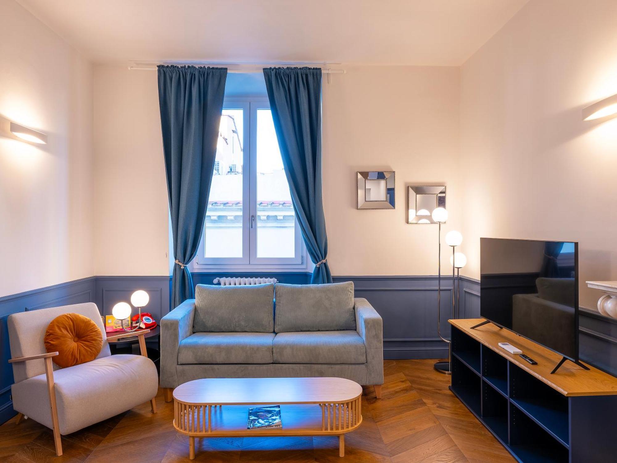 Four Season's Luxury D'art Apartment Florence